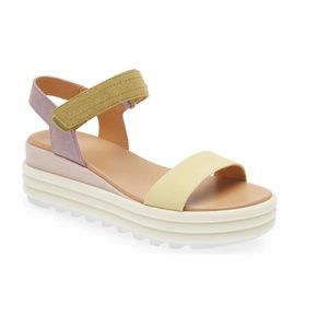 Sorel Cameron Flatform Sandal